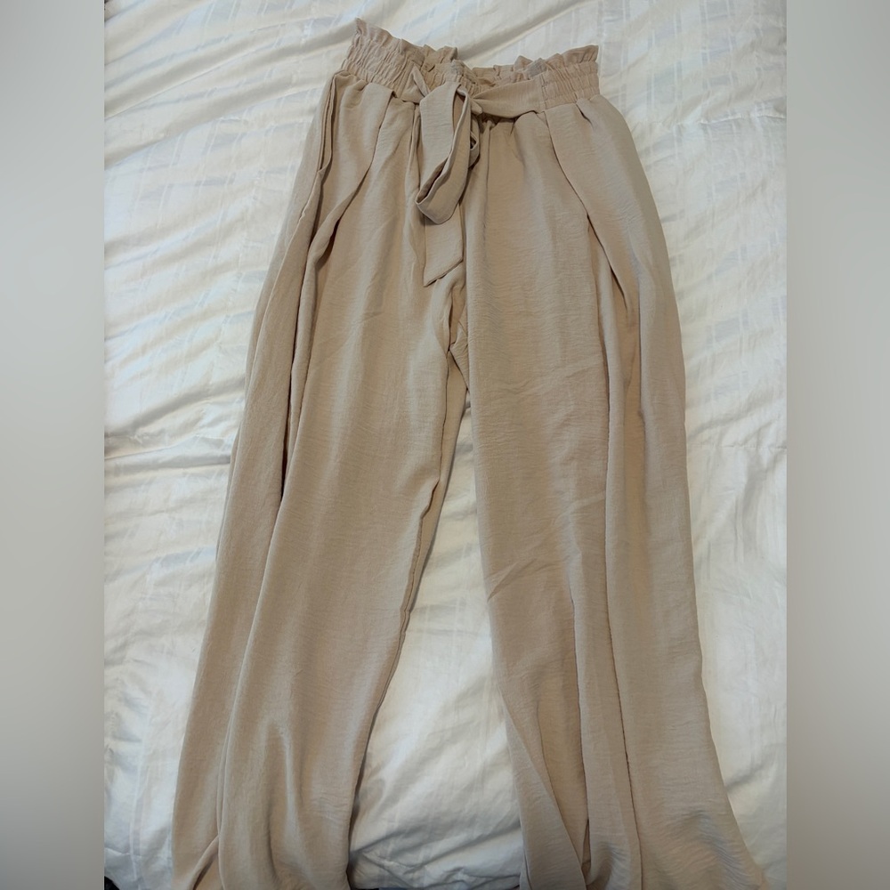 Women’s wide leg cream pants